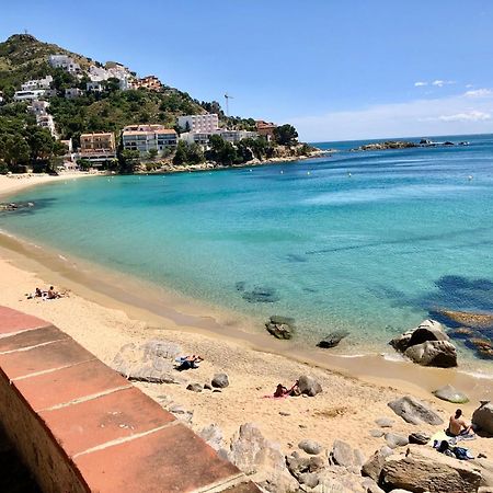 Magnifique Appartement En Front De Mer, Caneylles Roses Luaran gambar