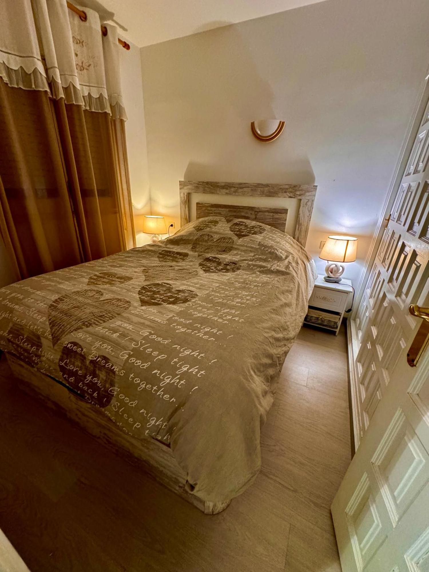 Magnifique Appartement En Front De Mer, Caneylles Roses Luaran gambar