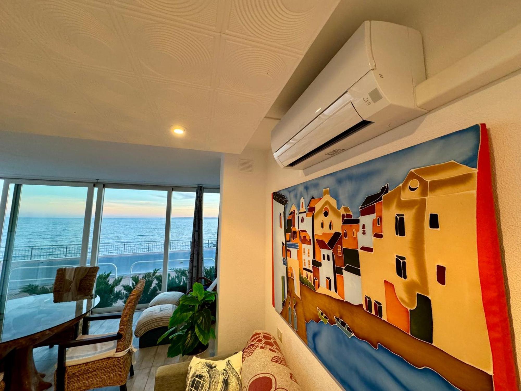 Magnifique Appartement En Front De Mer, Caneylles Roses Luaran gambar